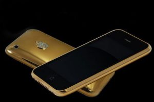 Supreme-Goldstriker-iPhone-3G-32GB